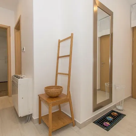 Summer Makarska アパート